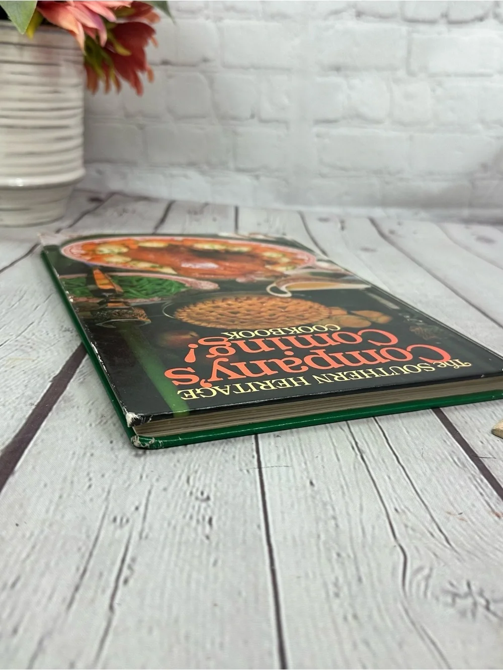 vtg 1983 Southern Living Company's Coming! Cookbook hardcover comfort food retro